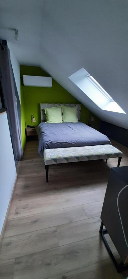Bed and Breakfast Le Nid Douillet Chenehutte-Treves-Cunault Екстер'єр фото